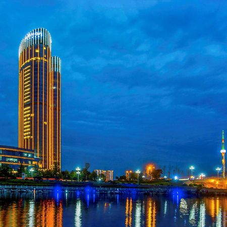 Pullman Linyi Lushang Екстериор снимка