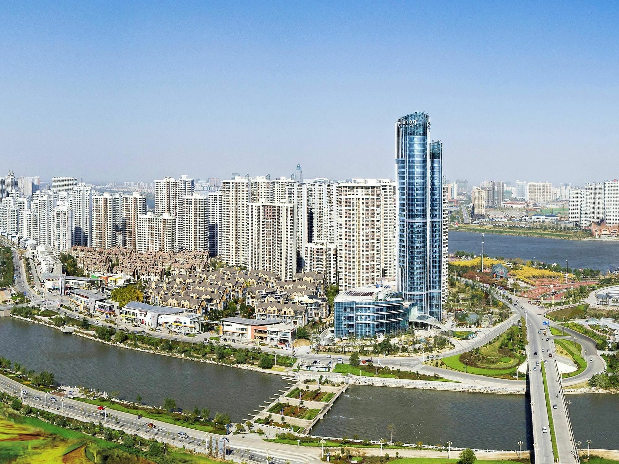 Pullman Linyi Lushang Екстериор снимка